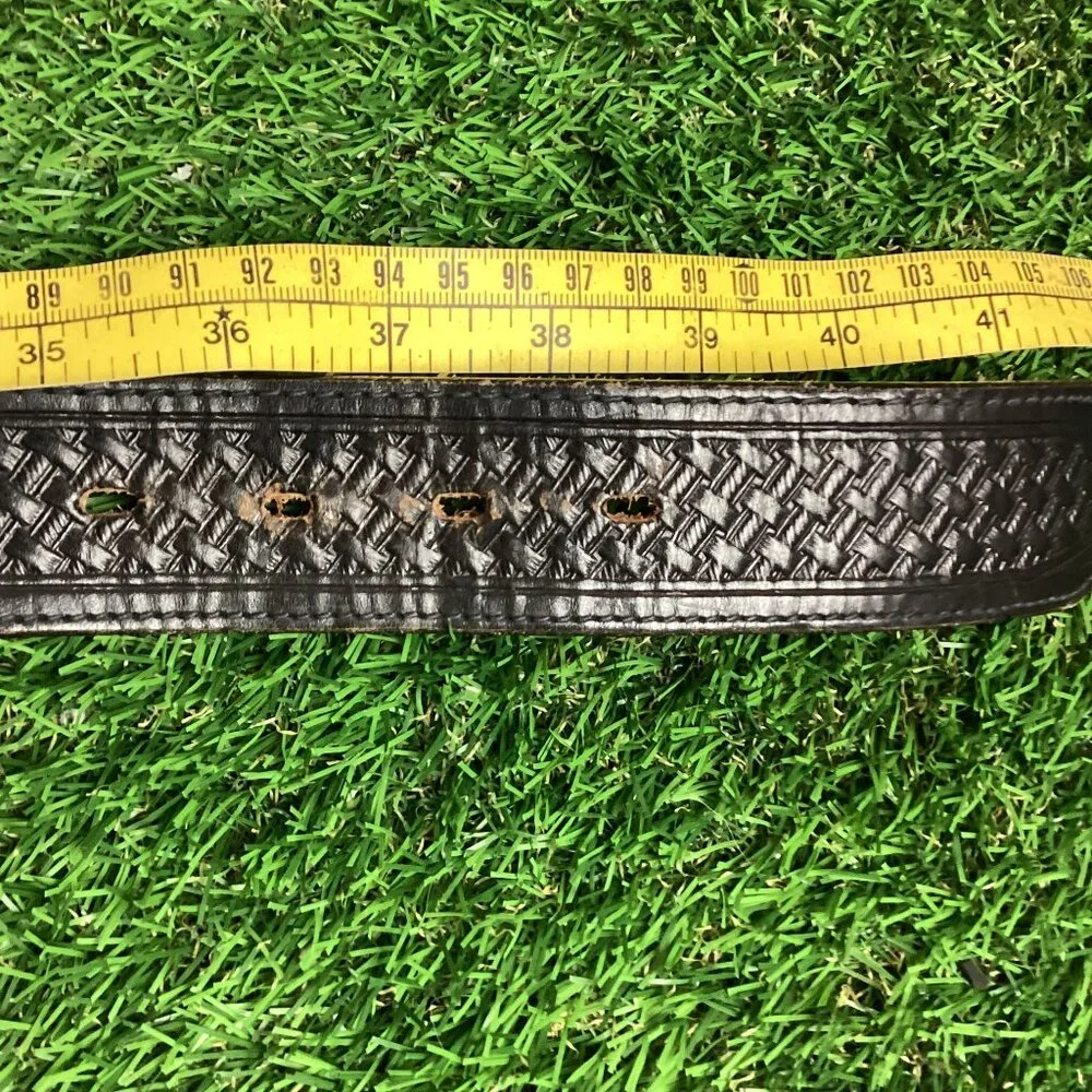 Vintage Silver Creek Western Leather Belt 38